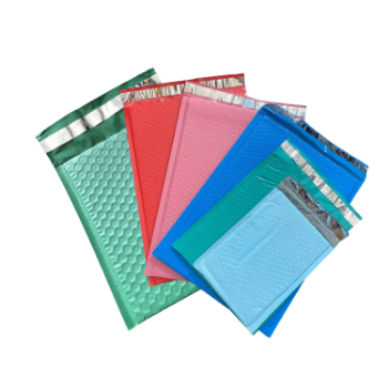 Color Poly Bubble Mailers OEM Flat Bottom Using For Many Industries Resealable Customized Packing Vietnam Manufacturer