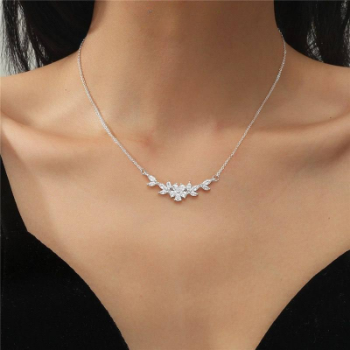 925 Sterling Silver Necklaces New Elegant Design High Quality Flower Moonstone Fine Pendant Necklace For Woman Made in Vietnam 4