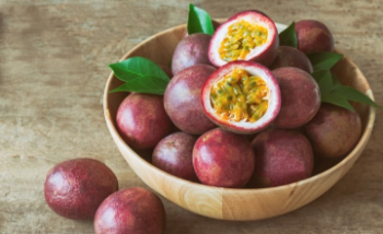 Passion Fruit Plant For Sale Fast Delivery Natural Fresh Organic Passion Fruits Making Juice Cakes Fresh Fruit Packaging Box 8