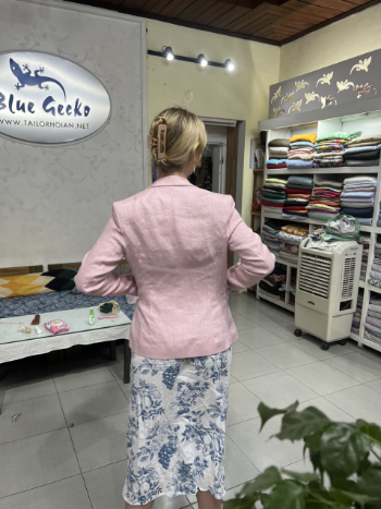 Nice Design Factory Price Tropical Suit Cashmere Fabric OEM ODM Vest Suit for Men and Women made in Vietnam  6