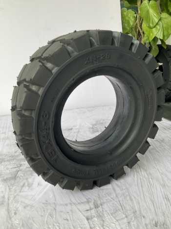 Success Tire For Forklift 15X4 1/2-8 Black Tire Hot Selling Three-Layer Rubber Structure Bearing Strength ISO Certifficate Customized Packaging 2