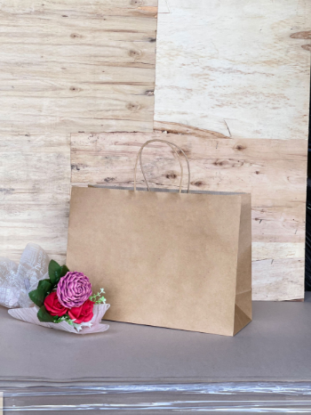 Kraft Paper Gift Bags With Handles Customized Size Eco-Friendly Shopping Accessories White Kraft Paper Vietnam Manufacturer 5
