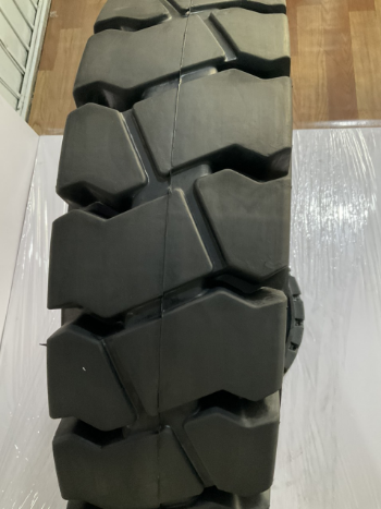 MR-SOLID 750-16 Tire For Forklift Solid Tire For Forklift Variety Bearing Strength Iso Customized Packing 1