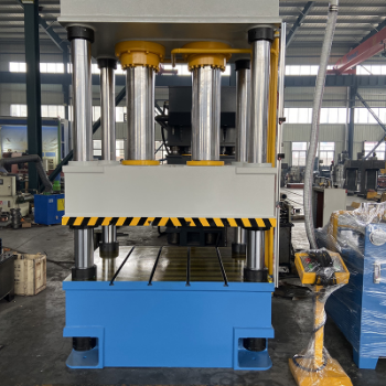 Hydraulic Press Machine Price High Quality New Product Construction Works Ce Iso9001 Three Beam Four Column China Manufacturer 2