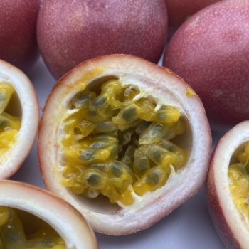 Whole Passion Fruit For Export Us Haccp Reasonable Price Wholesales Fresh Customized Packaging Made In Vietnam Manufacturer 4