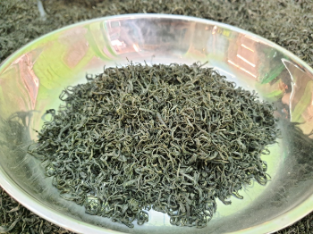 Good Taste High Quality Shrimp Spring Tea 100% Loose Tea Leaves From Fresh Tea Natural DBM Ready To Export Vietnam Manufacturer 4