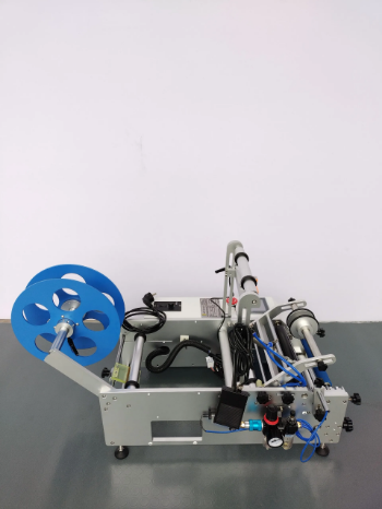 New VAP1201 Semi-automatic Round Bottle Labeling Machine (Stick 1-2 labels) 3