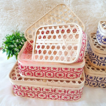 Best Choice Eco - Friendly Natural Bamboo Storage Baskets With Handle Woven Bamboo Rattan Decorative Gift Basket Lid 2