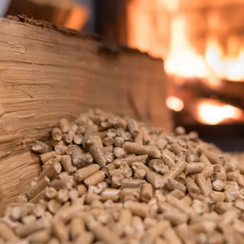 Best Price Wood Pellet Grade I2 Price Ton Wood Pellets Fast Delivery 100% Natural Wood Burning Bulk In Container From Vietnam 2