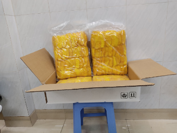 Dried Mango No Additives No Preservative Packing Specification Half Slices 100% mango, Sweet and sour Cheap price OEM/ODM Low MO 1