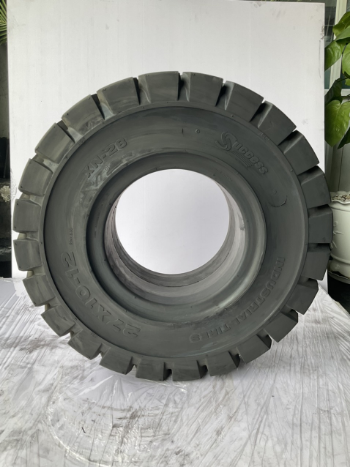 Success Solid Tire For Forklift 27X10-12 Tire Supply Reasonable Price Bearing Strength Bearing Strength Iso Rubber Solid Tire 7