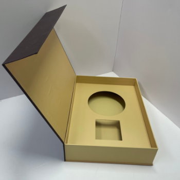 Fast Delivery Rigid Paper Box Foam Glossy Lamination Gift & Packaging Square Shape Customized Color Vietnam Manufacturer 6