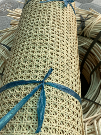 Top Selling Handmade Organic Real Mesh Rattan Cane Webbing Eco-Friendly Used Home Furniture And Handicrafts Made In Vietnam