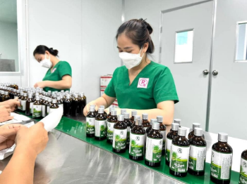 Good Quality items from Vietnam Healing Solutions Oils Organic 100% Pure Melaleuca White Essential Oil  Melaleuca oil 2024 Vietnam 6