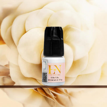 5mL Best Selling Gentle Formula Eyelash glue Latex Free Instant Bond Alcohol Free Professional Eyelash Extension Glue