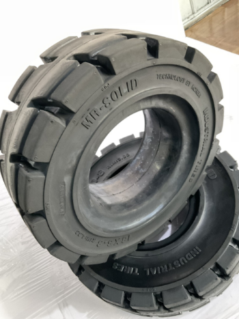 MR-SOLID rubber Tire For Forklift 16X6-8 Tire For Sale High Specification Bearing Strength Bearing Strength ISO Customized Packing 2