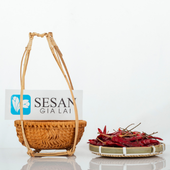 Bulk Price Spices Herbs Products Dried Chilli Organic & No Preservatives ISO Certification Viet Nam Manufacturer 2