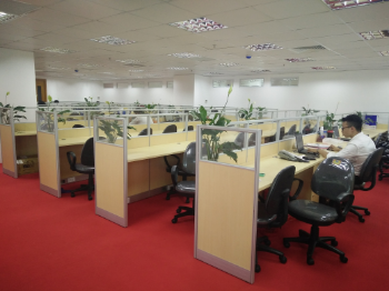 Hot selling customized office furniture desk partition privacy screen top OEM from Viet Nam 5