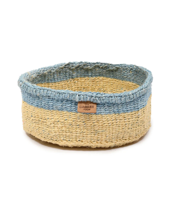 Hand woven basket rattan, bamboo, water hycinth, seagrass basket for holding bread and fruit, objects Fashionable round