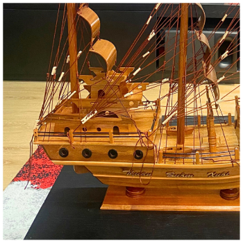 Handmade Wooden Boat Competitive Price Customization Carved Painted Customized Packaging Vietnam Manufacturer Handicraft 4