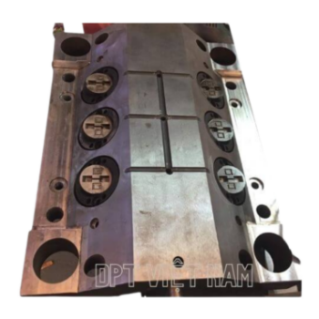 High-Precision Customized Injection Molding Machine Molds Steel and PP Plastic Hot and Cold Runners 6