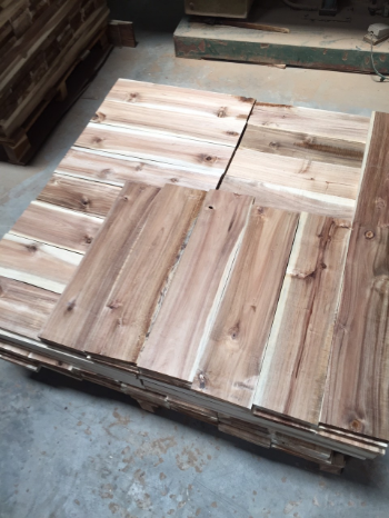 High Quality Wholesale Manufacturer Timber Wooden Blanks Factory Price Natural Wood Solid Wood Customized Size Made In Vietnam 2