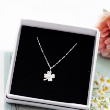 New Arrival Fashion 925 Sterling Silver Fine Jewelry Pendant Necklaces with CZ Stone 4 Leaf Clover Pendant For Woman 2