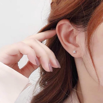 New Trending 925 Sterling Silver Jewelry Flower Shape Cubic Zirconia Fine Stud Earrings Tiny Classic Earrings for Girl Woman 5