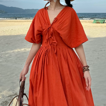 Vietnam Manufacturer Dress For Women New Styles Good Price 100% Linen Pleated Maxi Linen Dress V-Neck Dress For Ladies From 5