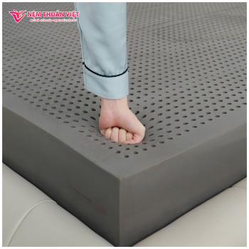 Wholesale 5-Star Hotel King Mattress Topper Natural Latex Bedroom Furniture Natural Rubber Cooling Villa Hospital School Rubber 3