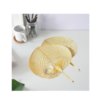 Wholesale Craft Weave Hand Fan Heart Handwoven Personalized Palm Hand Fans Rattan Heart Shaped Bamboo Hand Held Fan 1