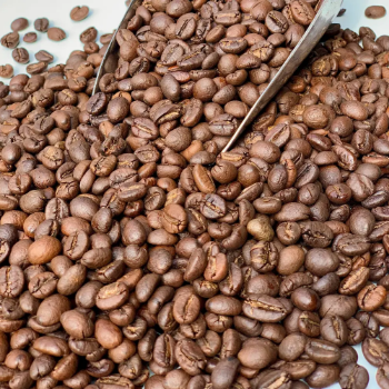 Wholesale Vietnamese Robusta Coffee Bean Reasonable Price High Quality Phin Coffee Fruity Taste ODM From Vietnam Manufacturer