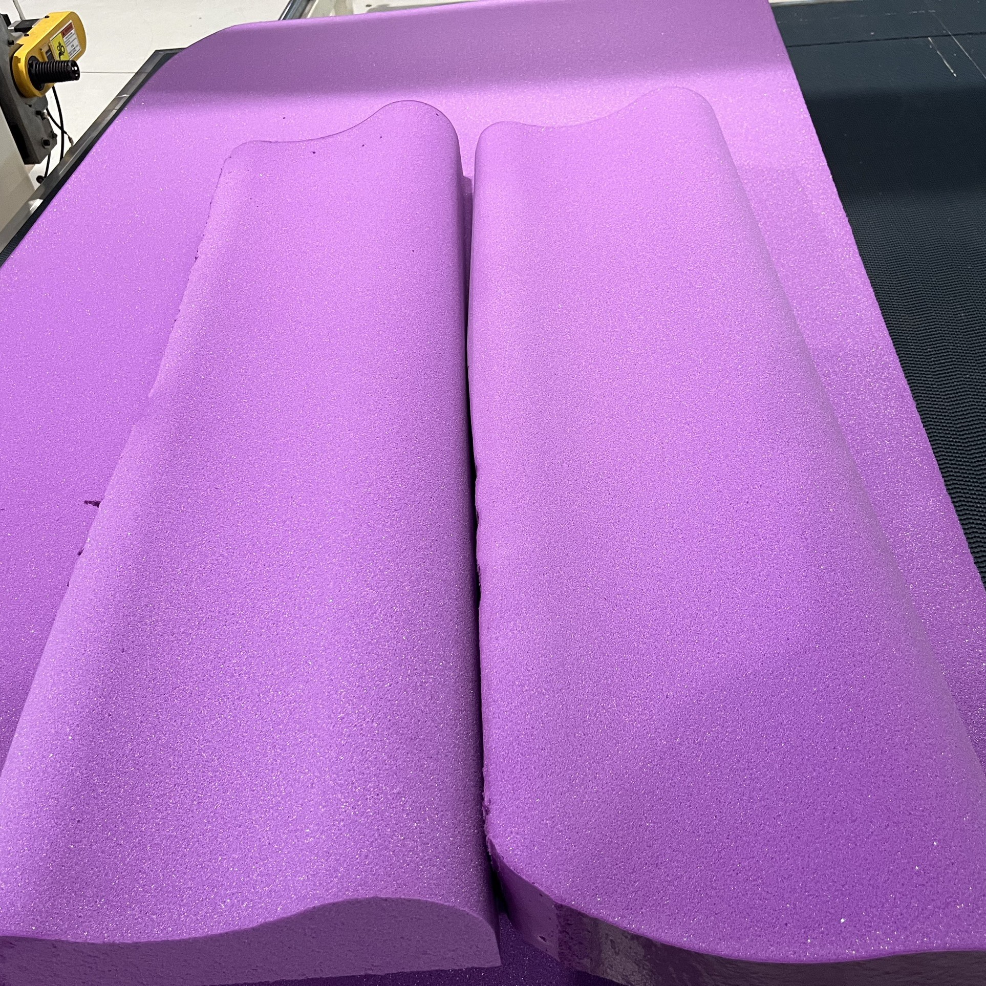 Polyurethane Foam Furniture Fast Delivery Non-Toxic Packaging Industry Resistant Shock Proof Pallets from Vietnam Manufacturer 8