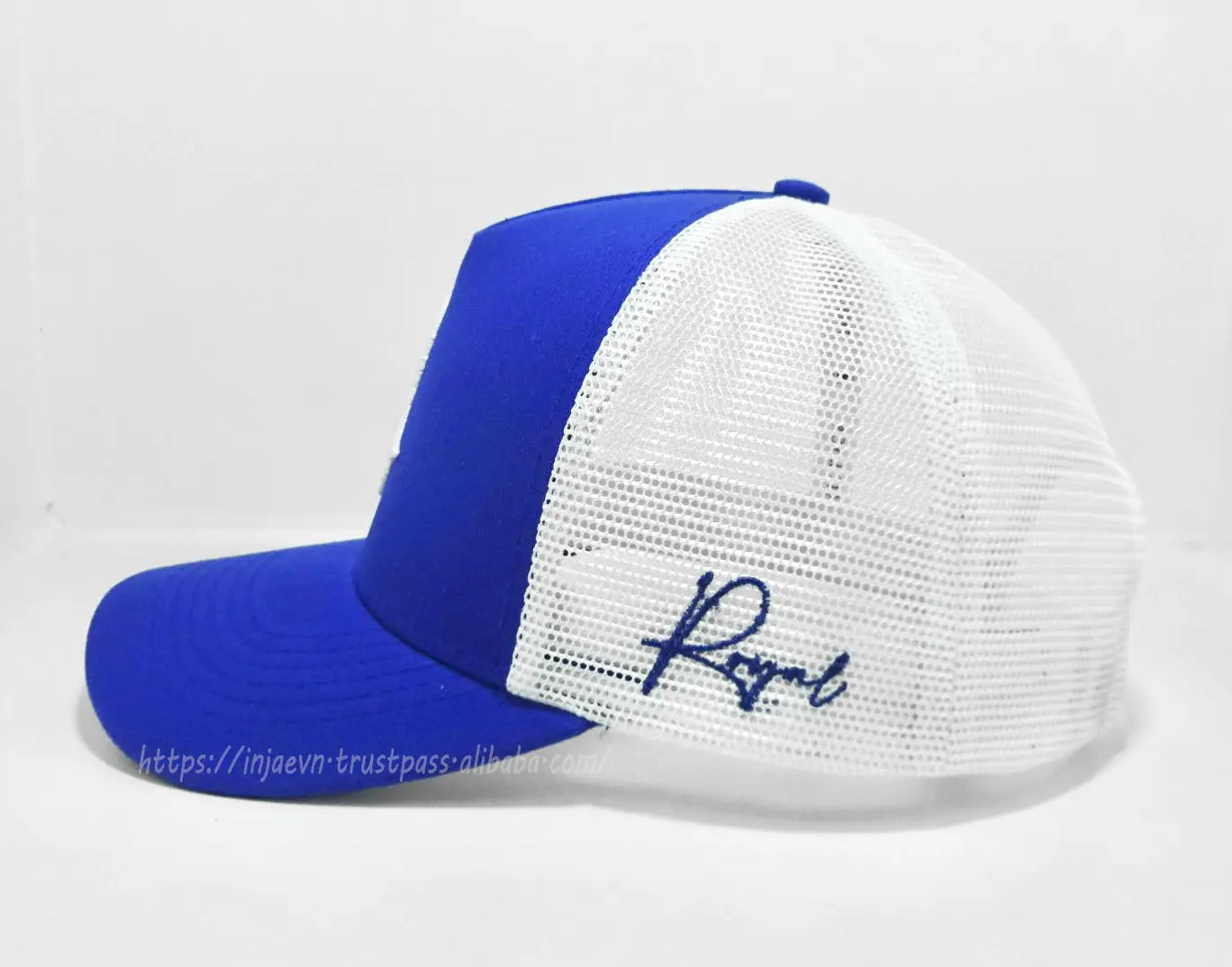 5-Panel Curved Brim High Quality Navy Blue Color Medium Profile Cotton and Mesh Fabric Trucker Hat in Vietnam Factory 3
