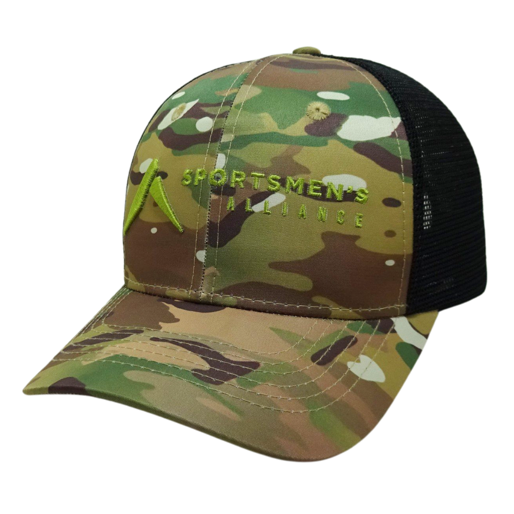6 Panel Camouflage Trucker Hat Green 3D Embroidery Black Mesh Structured Cap With Contrast Stitching Line for Your Own Brand OEM 5