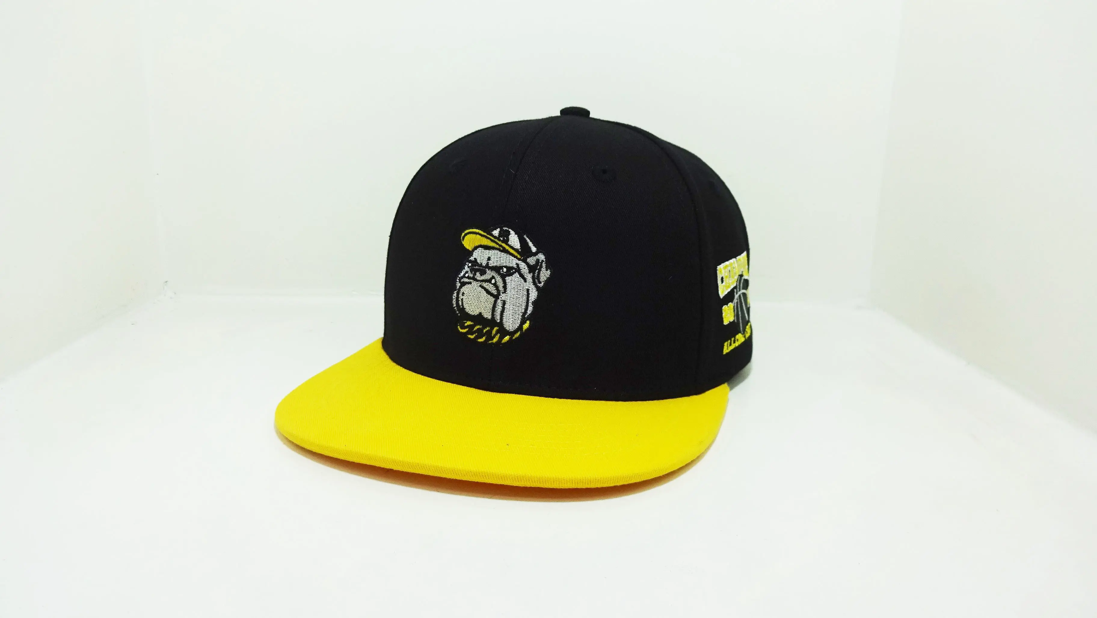 6-Panel Flat Brim High Quality Black/ Yellow Color Medium Profile Cotton and Polyester Fabric Snapback Cap for Men From Vietnam 2