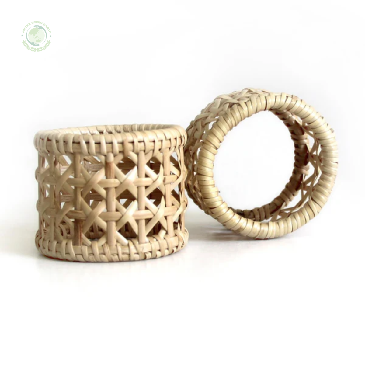 Artistic rattan napkin ring Made in Vietnam Eco-friendly material for home and tableware decoration Wholesale 3