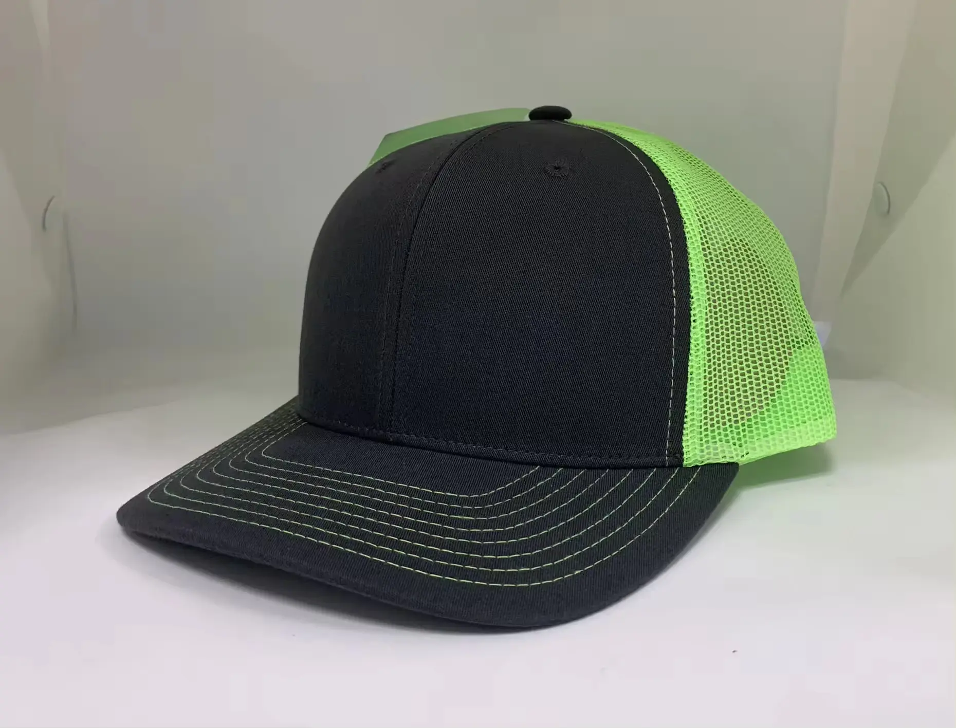 Blank Cap Plain Trucker Hat Custom Logo High Quality Wholesale Hiphop Sports Cap for Men in Vietnam Factory 2