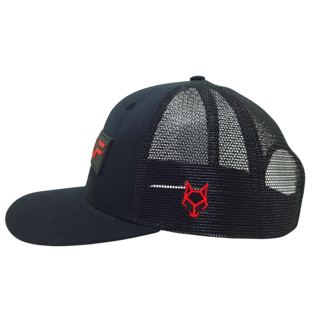 Bulk Order High Quality Custom Rubber Logo Patch Trucker Hat Semi Curve Black Mesh and Logo on Left Side Single Breasted Buckle 3