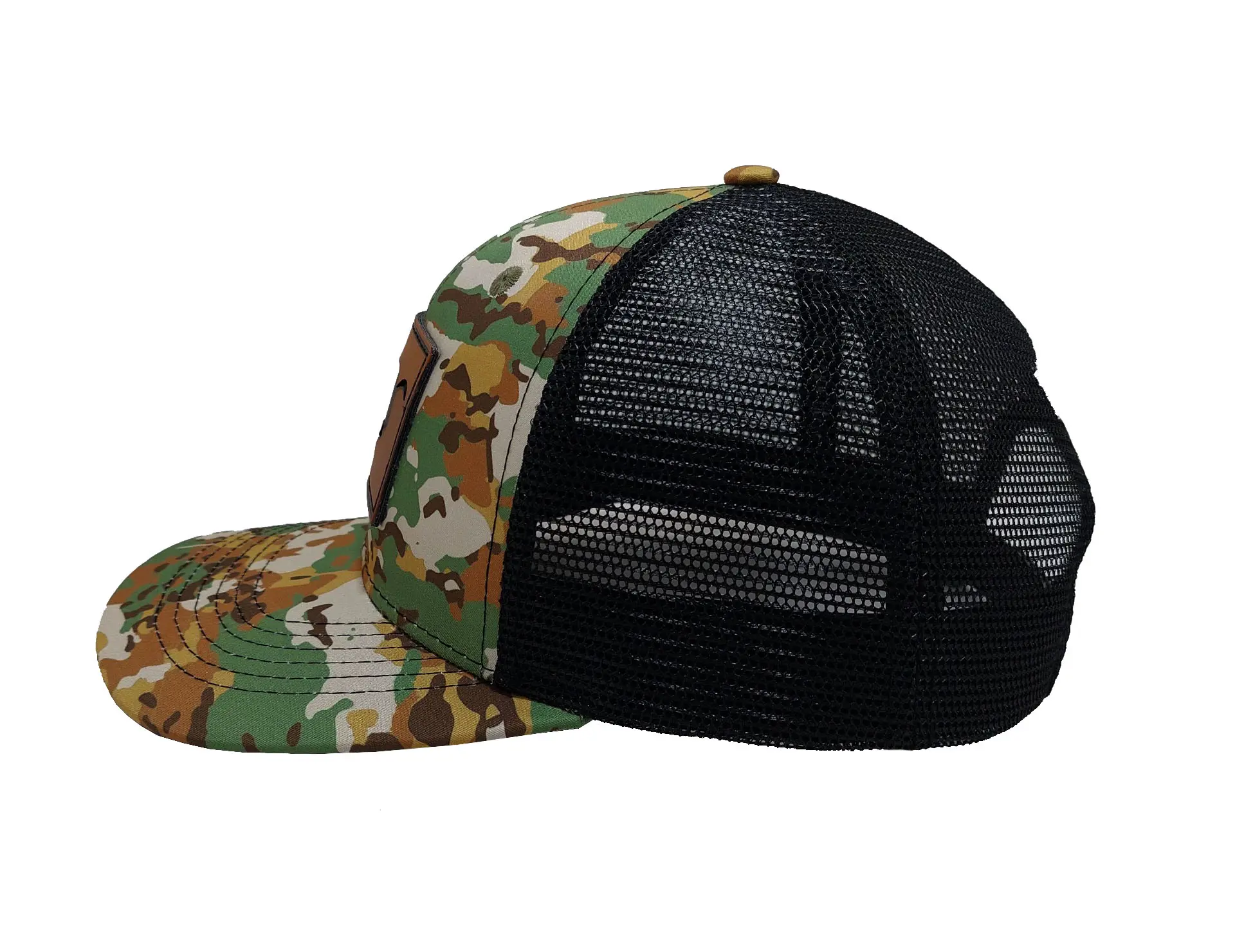 Camo Leather Patch Logo Hiphop Wholesale Products Trucker Hat 6-Panel Curved Brim High Quality Gorras Sports Cap Trucker Hat 3