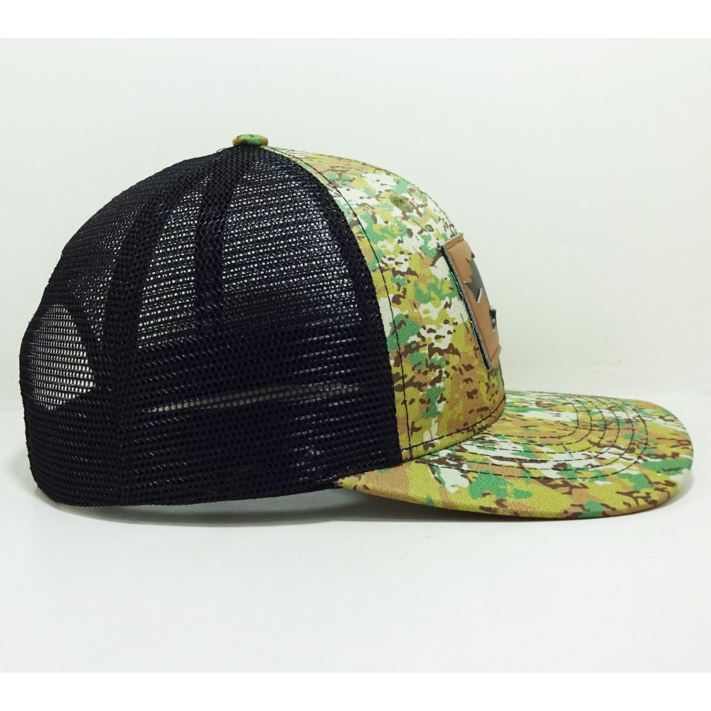 Camouflage Trucker Hats 6 Panel Leather Patch Structured Caps Breathable Black Mesh Contrast Stitching Line Slightly Curved Brim 5