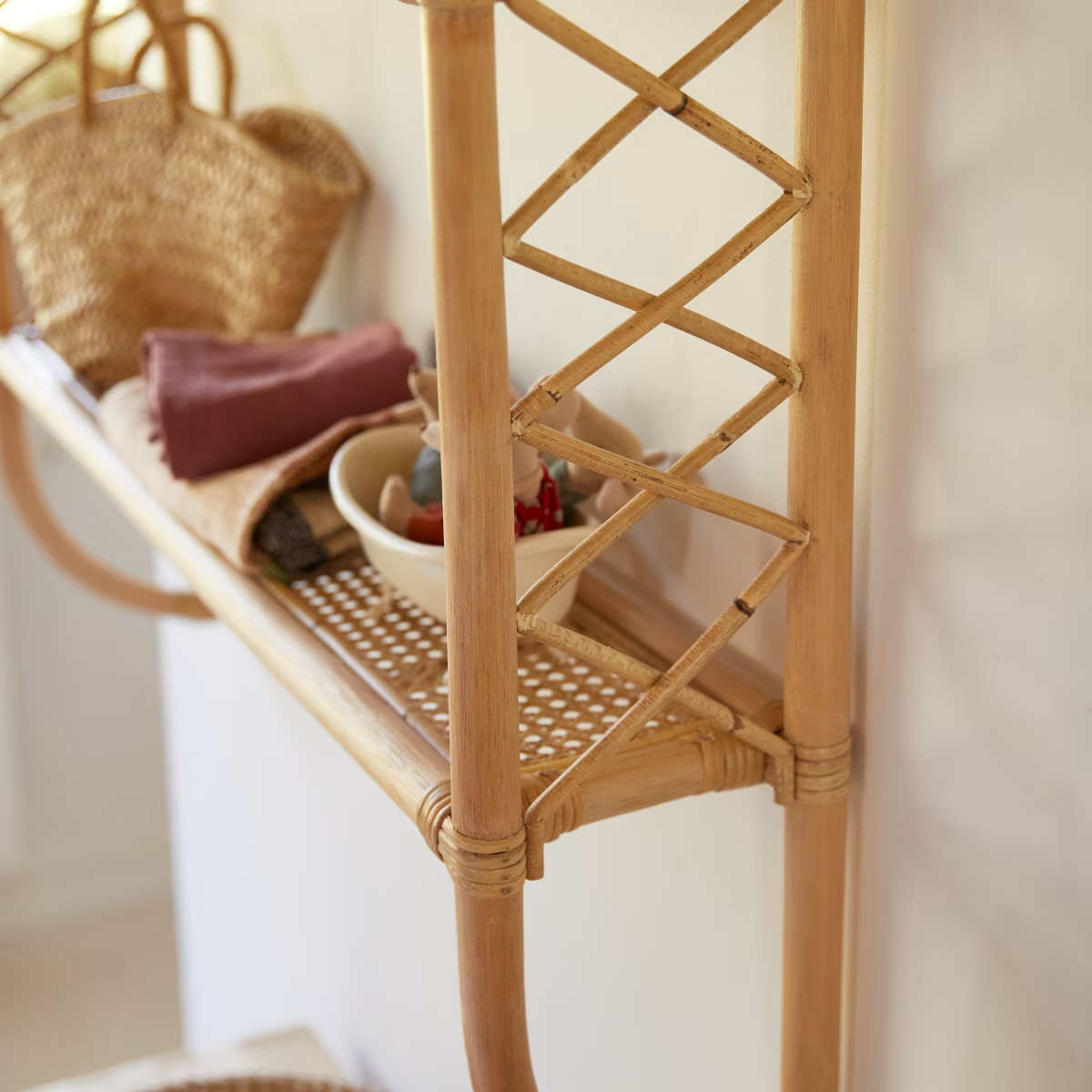 Children's wall shelf in rattan Made In Vietnam Eco-friendly material used for Home decoration Storage shelf Wholesale 3
