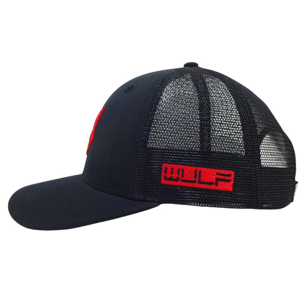 Custom 2D Embroidered and Rubber Patch Logos 6 Panel Structured Trucker Hats Caps Printed Seam Tapes Single Breasted Buckle OEM 4