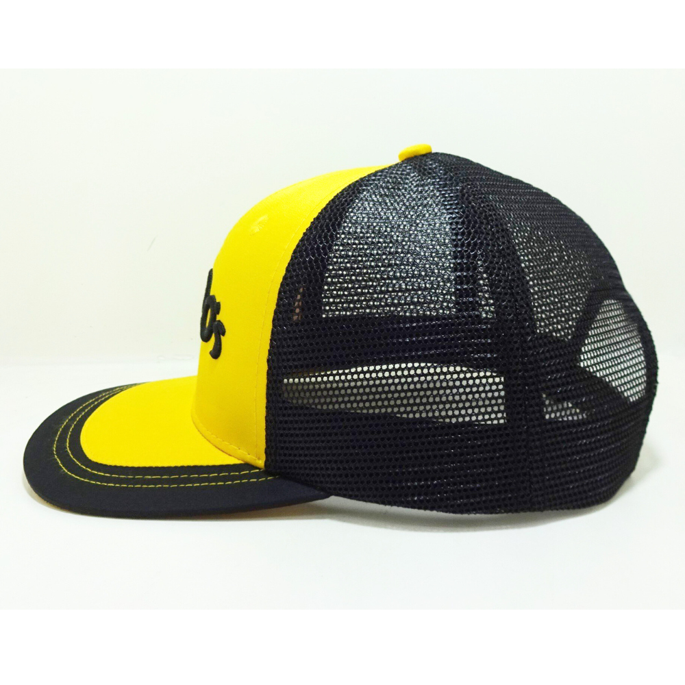 Custom Brim Color Yellow/Black Snapback Trucker Hats 6 Panels Structured Black Mesh Adjustable Single Row Buckle Closure Unisex 3