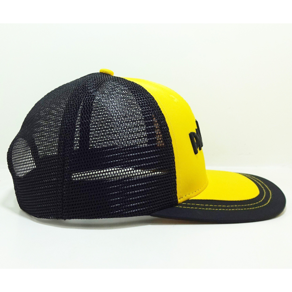 Custom Brim Color Yellow/Black Snapback Trucker Hats 6 Panels Structured Black Mesh Adjustable Single Row Buckle Closure Unisex 4