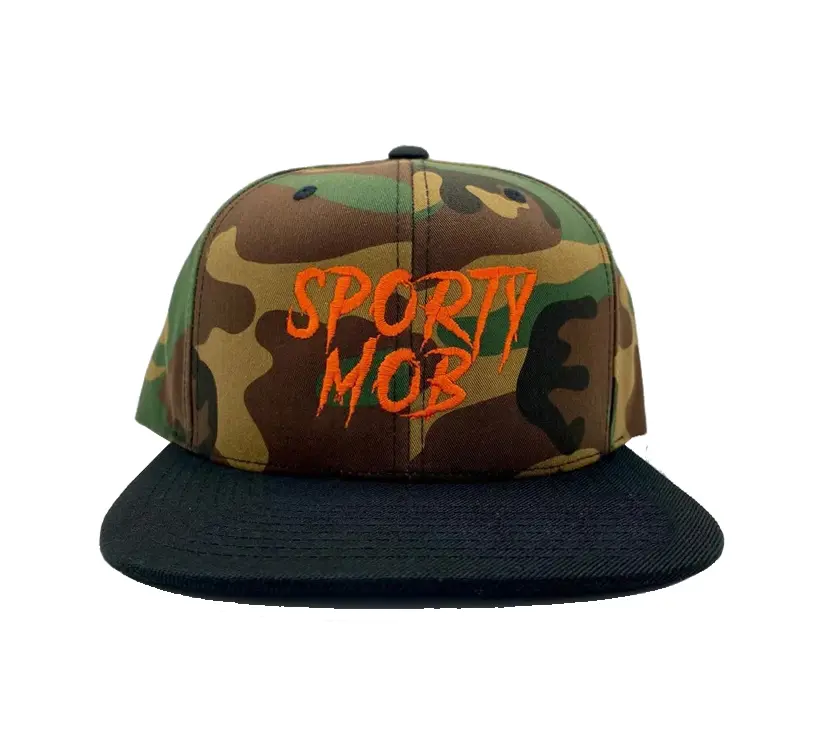 Custom Design Camouflage Outdoor Flat Visor 6 Panel Trucker Hat High Quality 2D Embroidery Mesh Back Sports Cap for Men 1