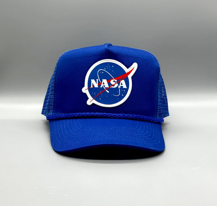 Custom Embroidery Hat Headwear Trucker Hats with Mesh Vintage Caps Sport Design Promotional Brand Hat with Rope Merow PAtch Logo