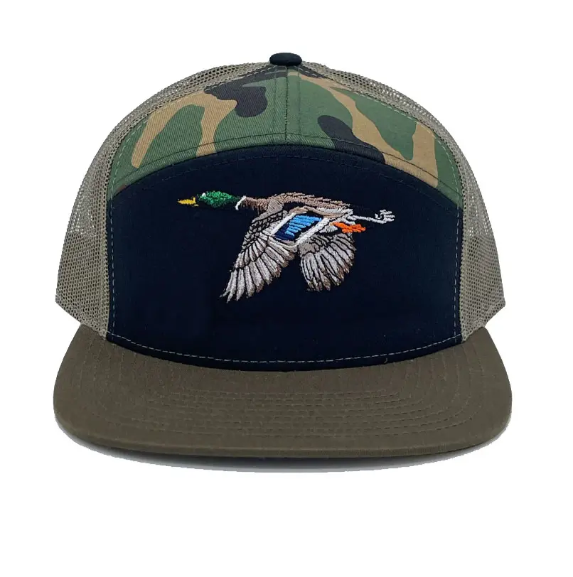 Custom High Quality Trucker Hat Embroidery Logo 7 Panel Snapback Caps Camo Trucker Cap Customized Design 1