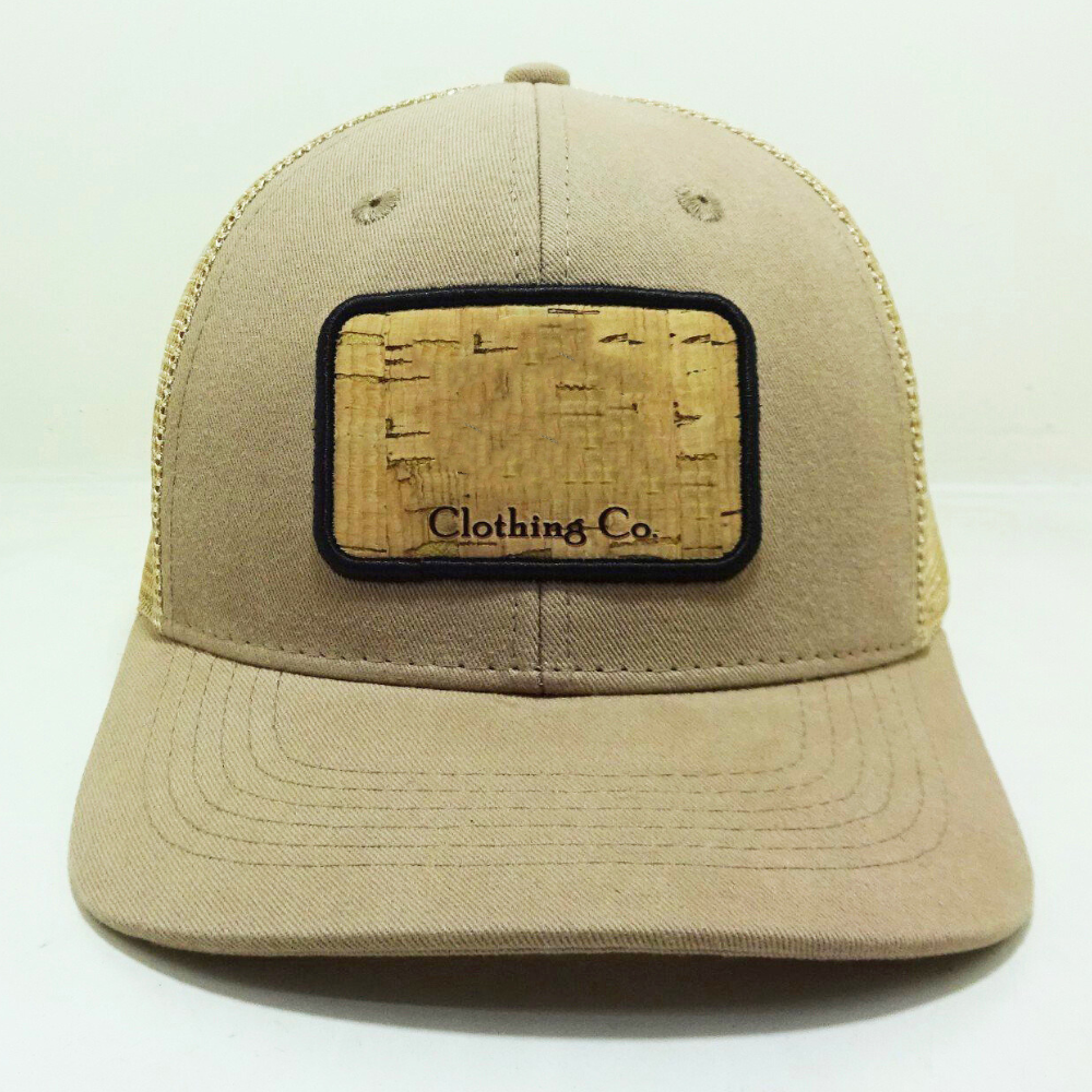 Custom Logo Patch Trucker Hats 6 Panels Slightly Curved Brim Structured Caps Breathable Mesh Adjustable Snapback Closure Unisex 2