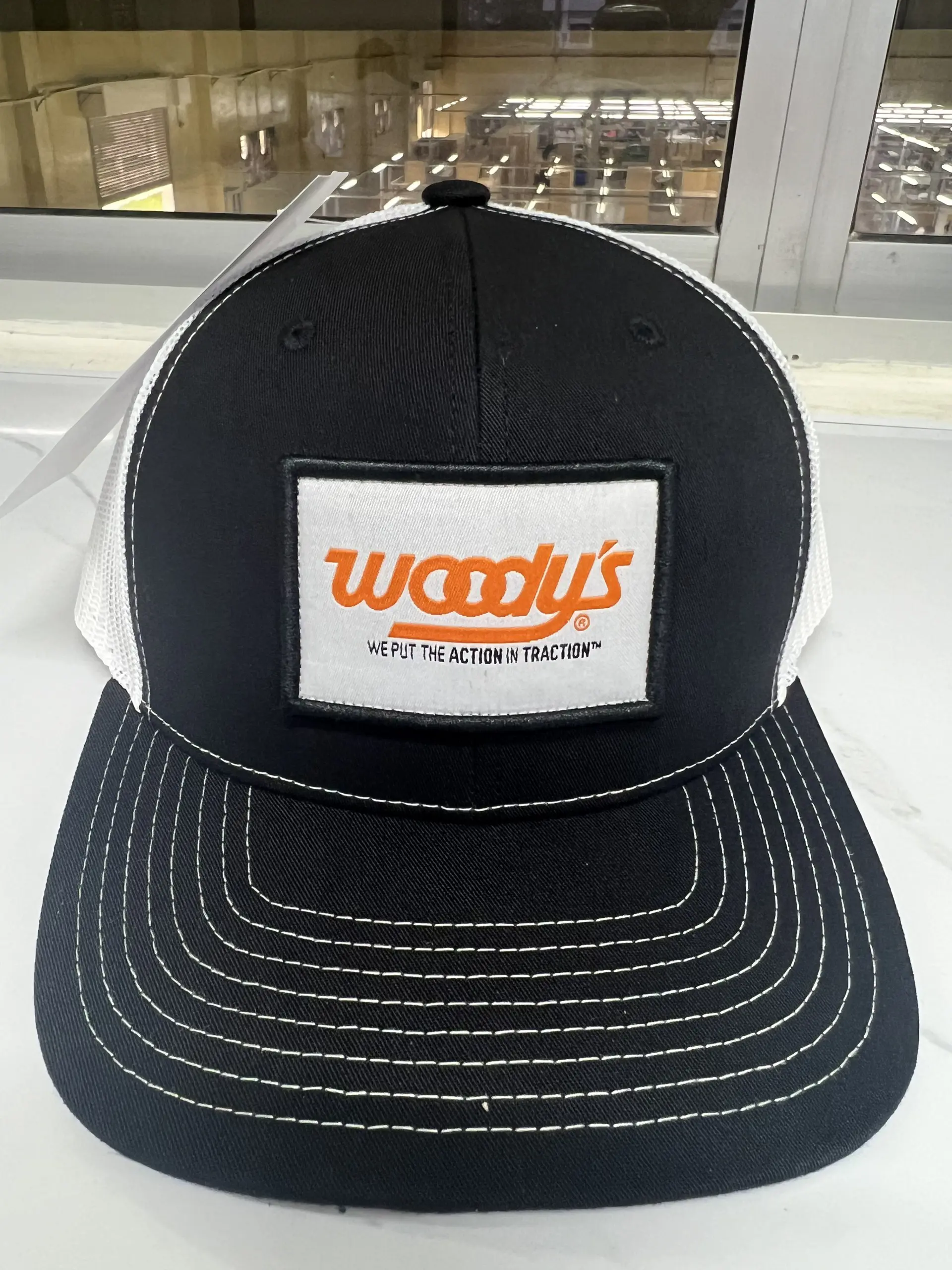 Customized Black White Trucker Hats Woven Patch Snapback Caps Custom Vietnam Factory Small MOQ 2